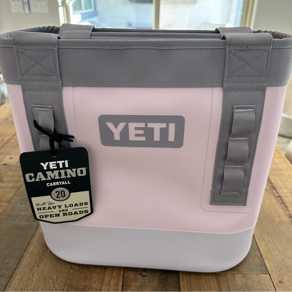 ⭐️NWT YETI CAMINO 20 - CHERRY BLOSSOM